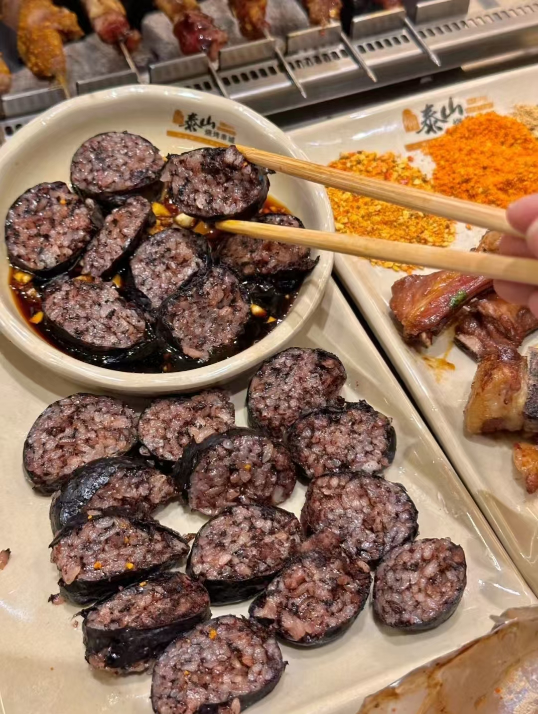 糯米血肠商用配方技术｜手工脆皮肠灌制煮制方法｜夜市引流神器-紫寻食集-阿紫姑娘小吃配方网