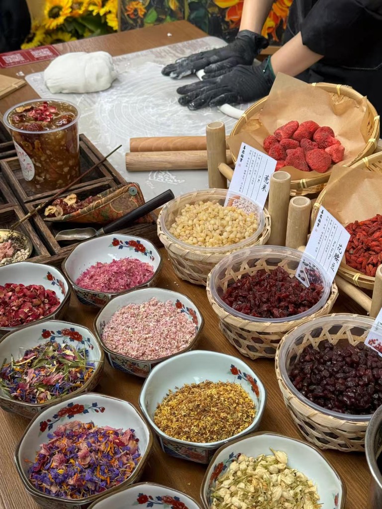 图片[5]-花式藕粉商用配方技术｜晶莹剔透花式配料做法｜小本创业爆款教程-紫寻食集-阿紫姑娘小吃配方网